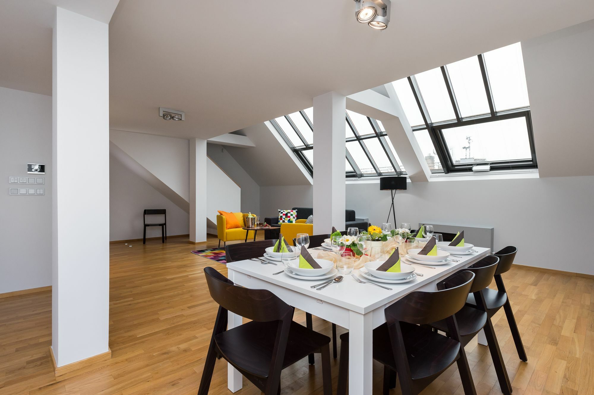 Empirent Rose Apartments Прага Екстер'єр фото
