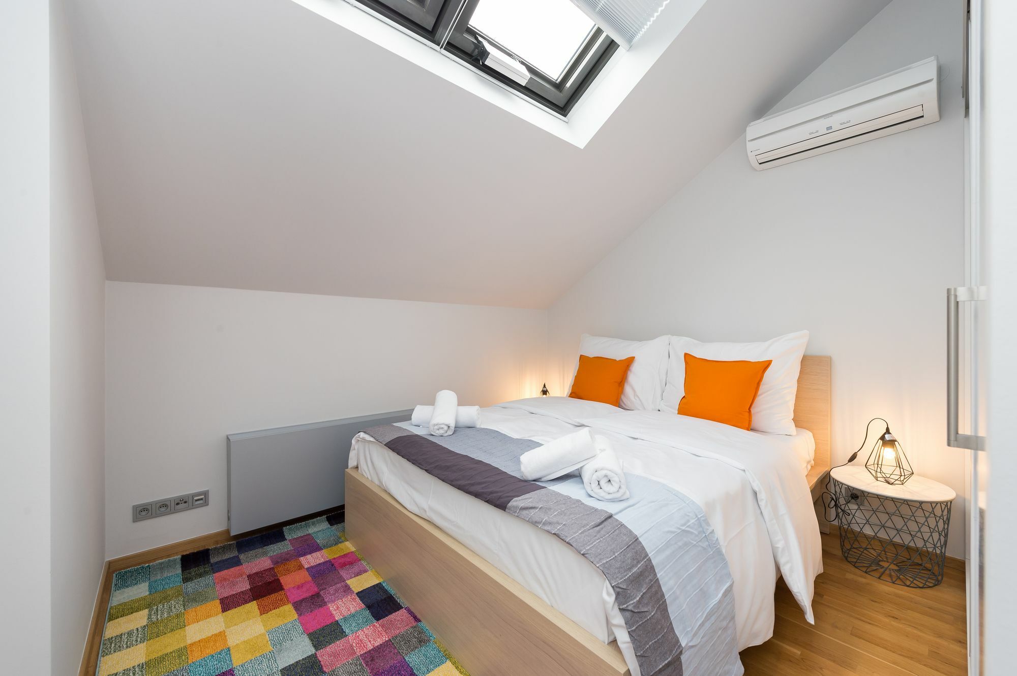 Empirent Rose Apartments Прага Екстер'єр фото